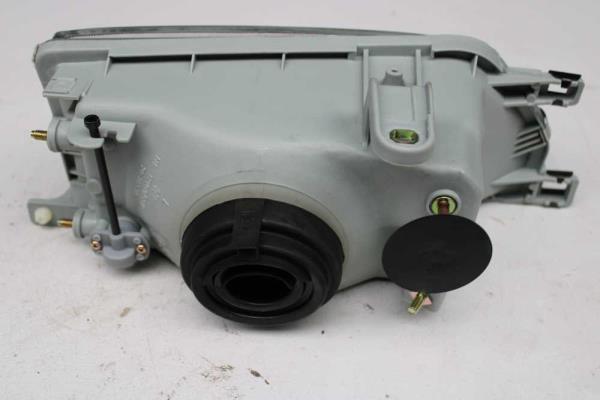 PHARE GAUCHE TOYOTA - Vue 2